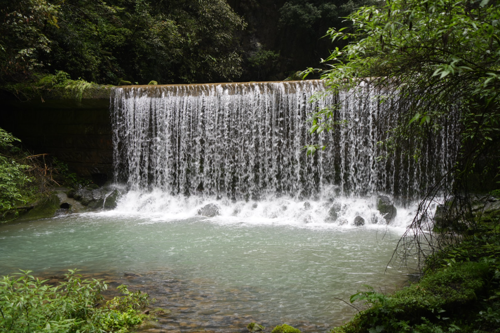 Stream and waterfalls in the sinkhole